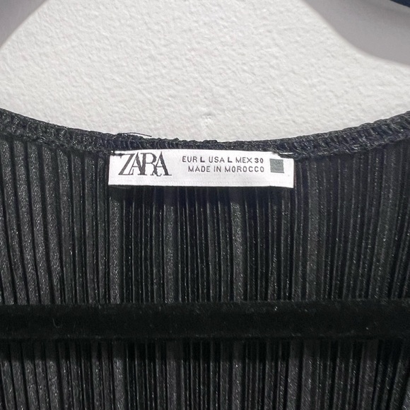 2/$30 Zara crinkle peplum style top - Picture 2 of 5